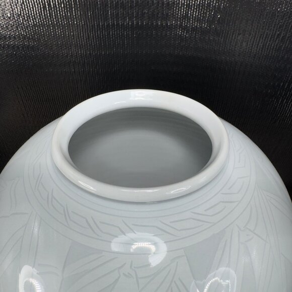 Celadon Pottery Vessel Vase With Bamboo Pattern Light Green Artist Signed Vase - Picture 10 of 15